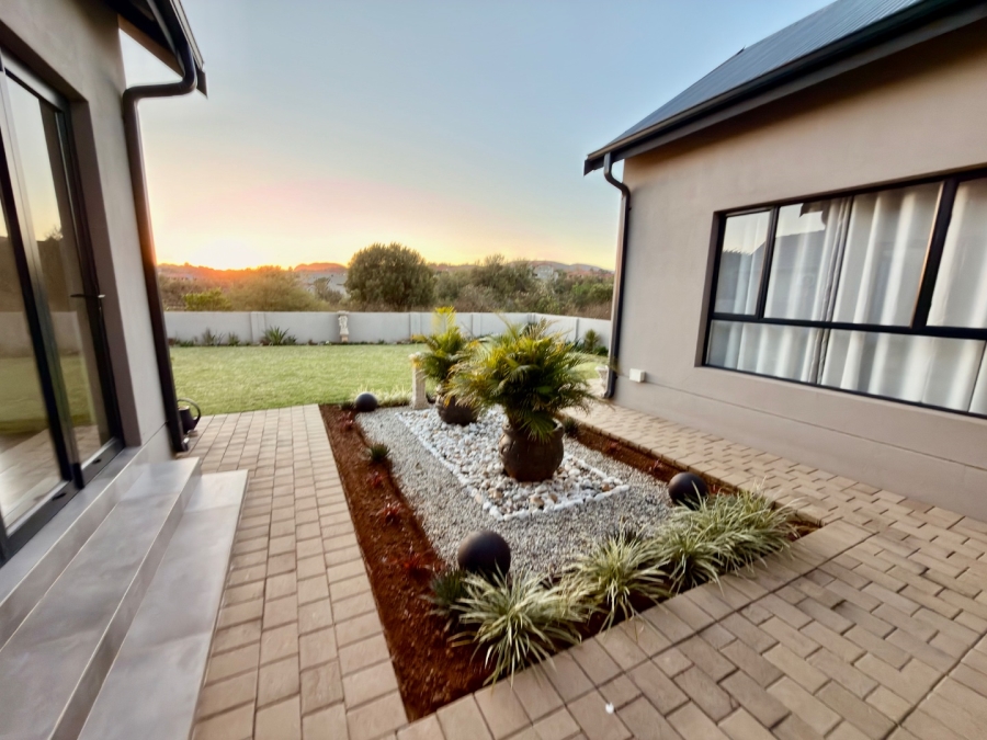 3 Bedroom Property for Sale in Landsmeer Residential Estate North West
